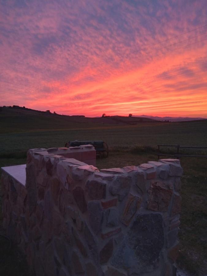 Agriturismo Enjoy Sunset チニジャーノ エクステリア 写真